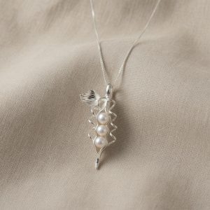 Sterling Silver 3 Peas in a Pod Freshwater Pearl Necklace