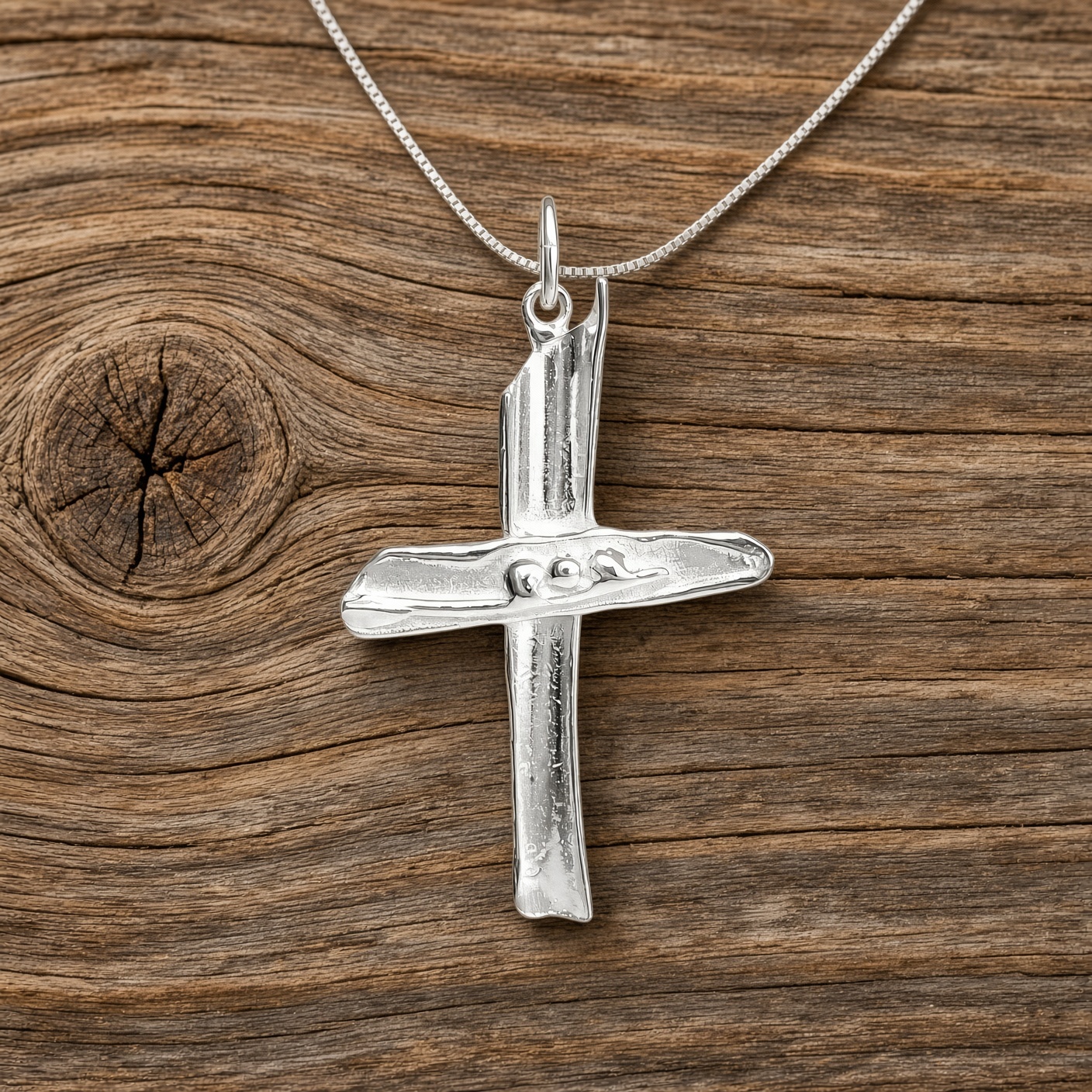 Trinity Cross necklace in Sterling Silver