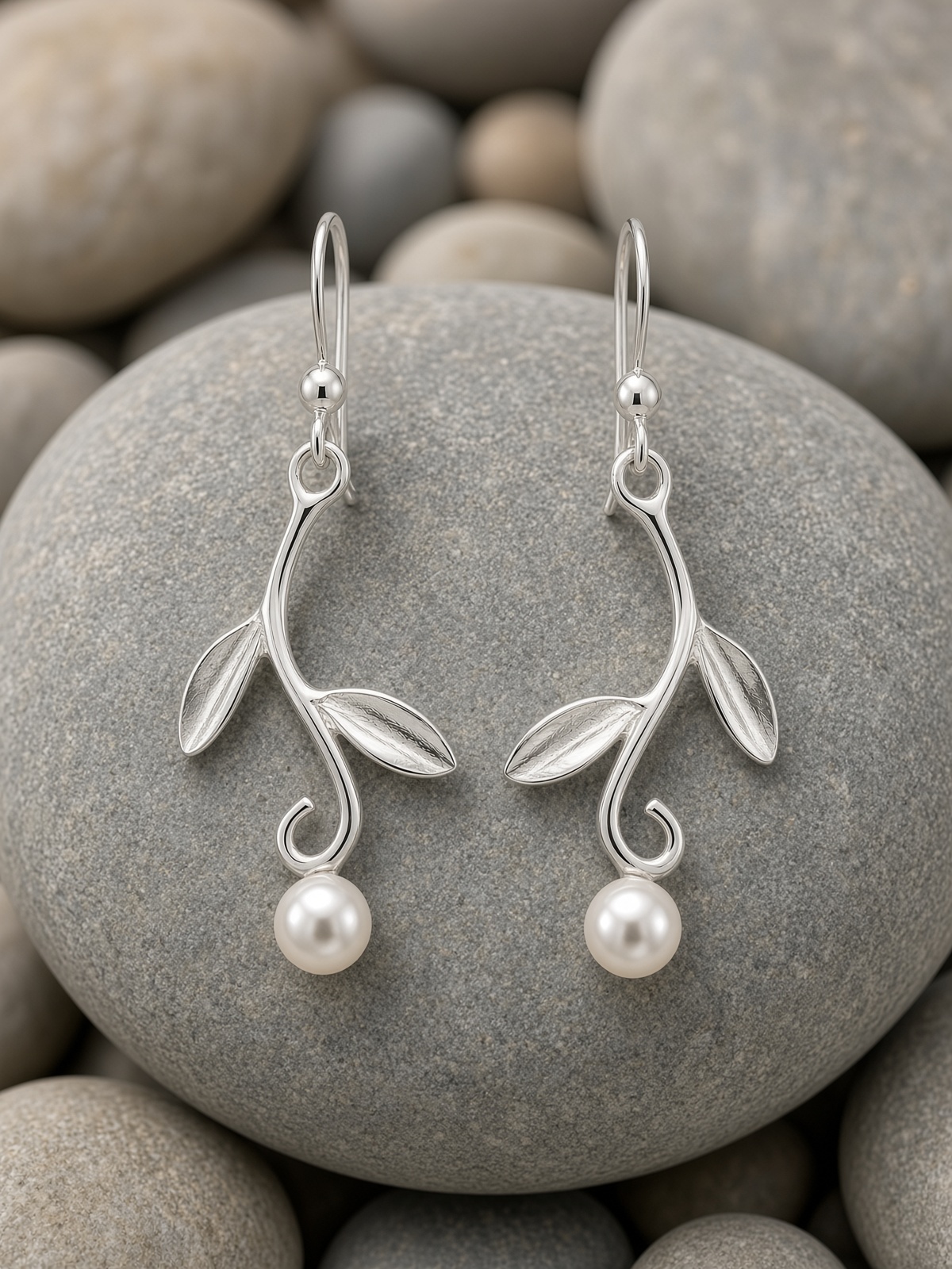 Sterling Silver Vine earrings with freshwater pearl