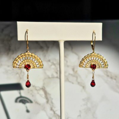 Fan Earrings 14K with Garnet