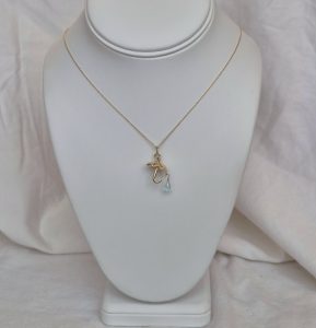 Umbrella necklace with Blue Topaz in 14K Gold