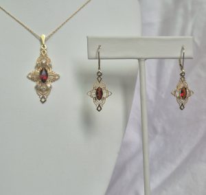 Marquise Deco Necklace and Earrings with Diamonds and Madera Citrine in 14K
