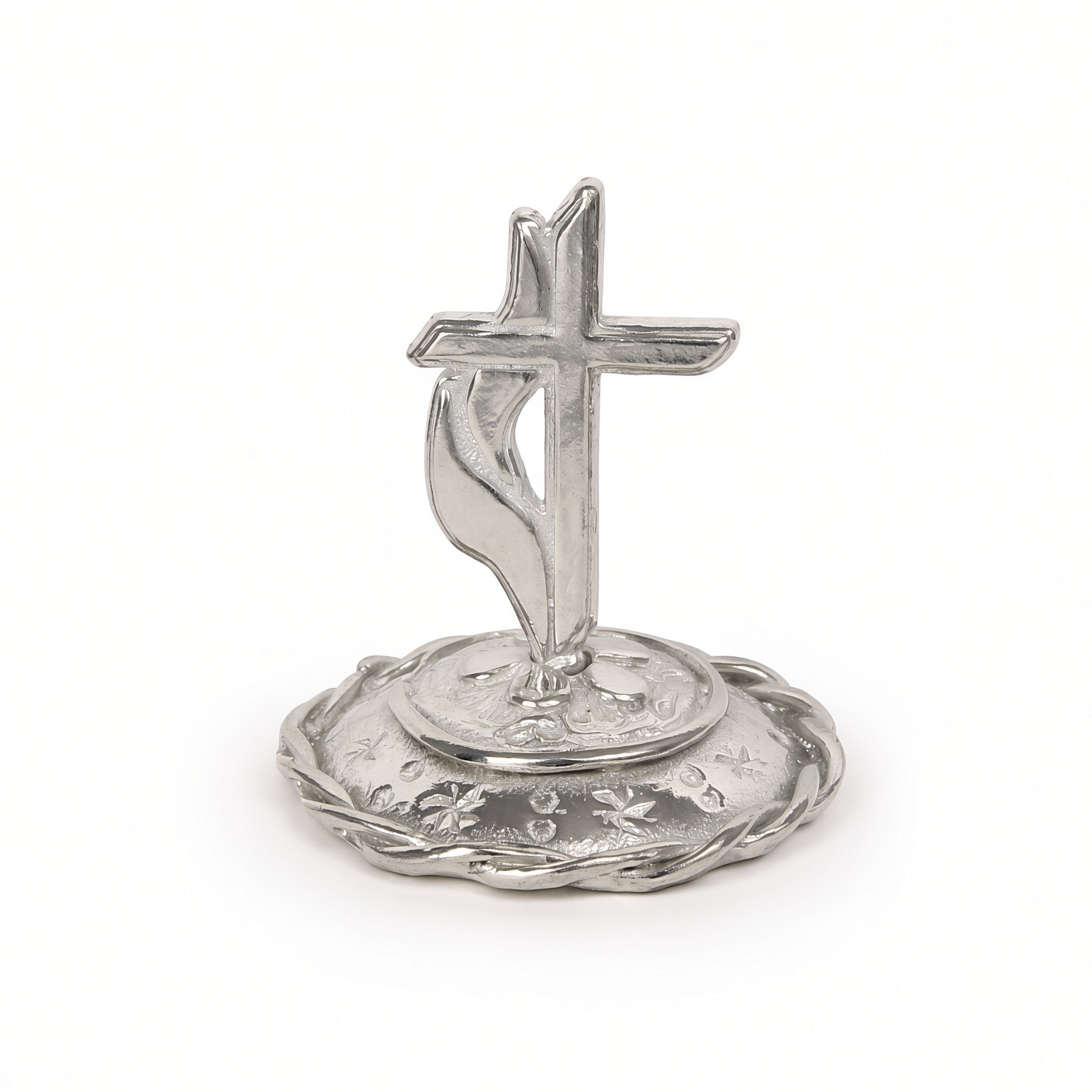 Methodist cross ring stand in solid pewter, a cross with a two-tongue flame on a domed rope-rim base, white background
